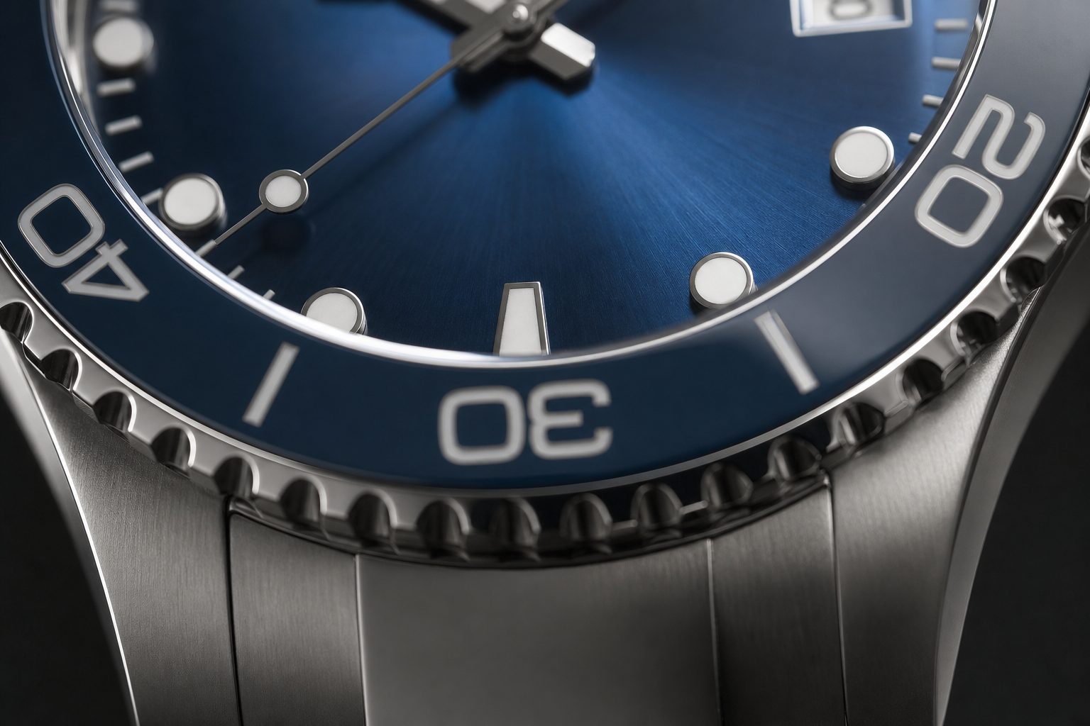 Безель Longines HydroConquest